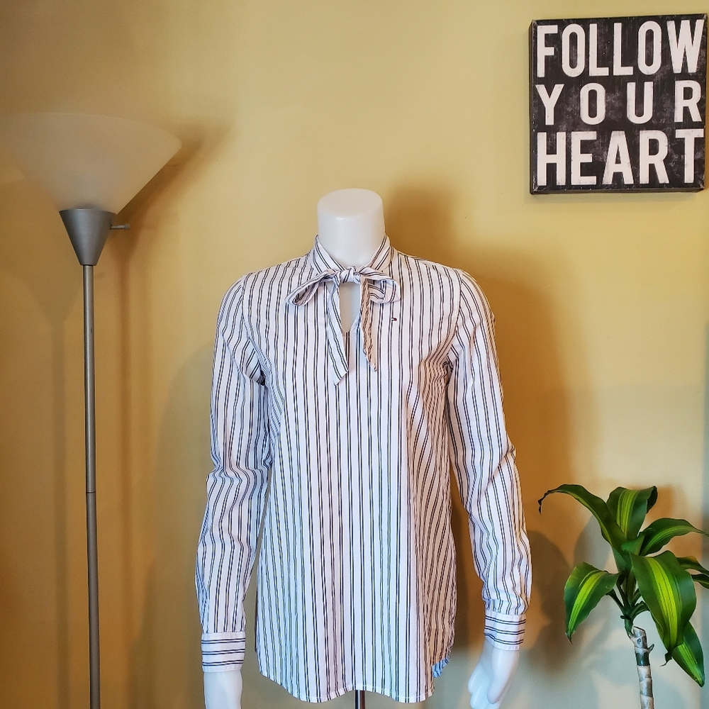 Tommy Hillfiger shirt